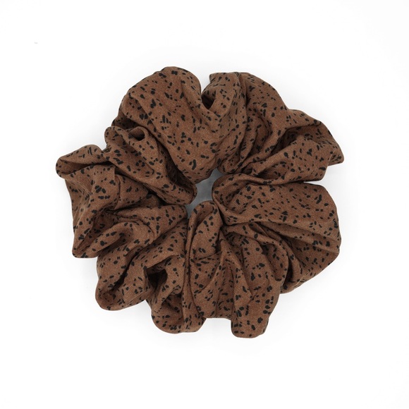 EXTRA LARGE SCRUNCHIES | 3 Pack - Picture 5 of 5